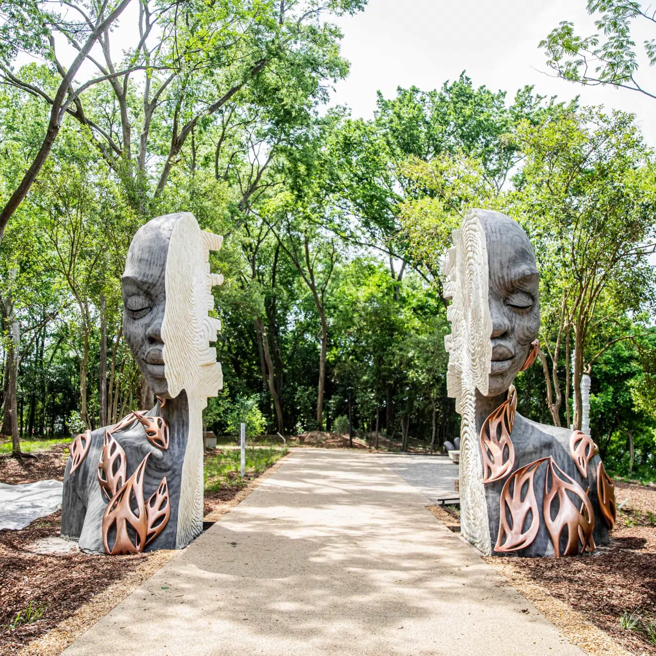 Heartwood Sculpture in Alabama by Daniel Popper
